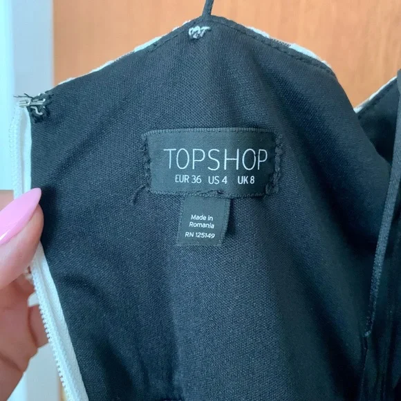 TopShop Size 4 White/Black Dress - Picture 3 of 3